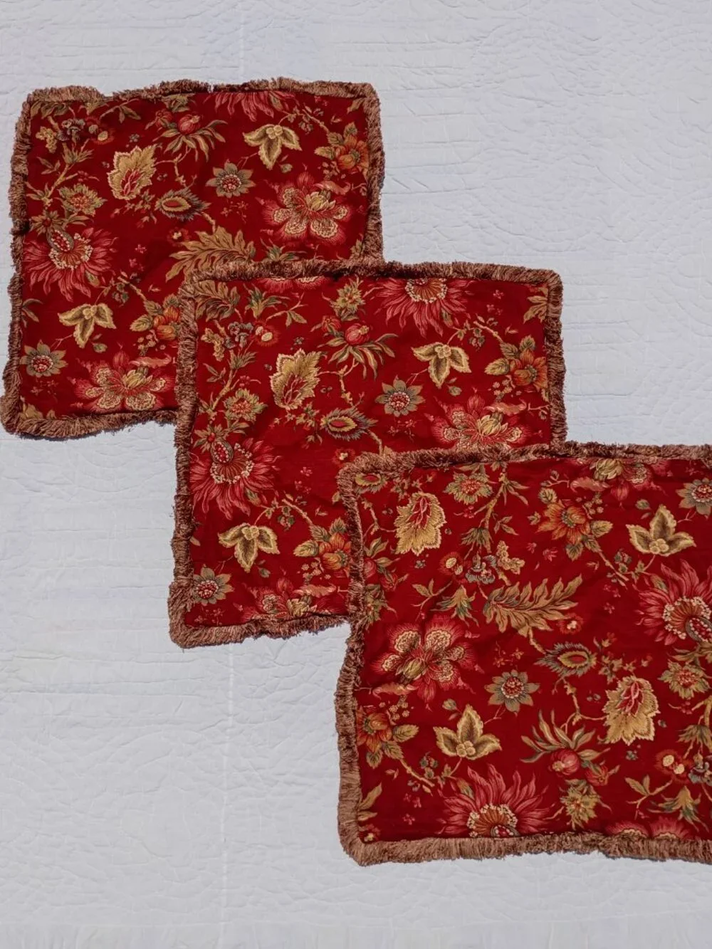Mario & Marielena 7 Piece Queen Duvet Set Red Floral Antique Style with Fringe